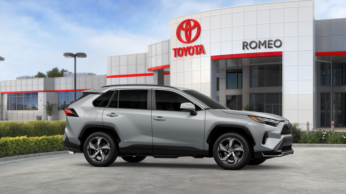 2025 Toyota RAV4 Plug-in Hybrid SE